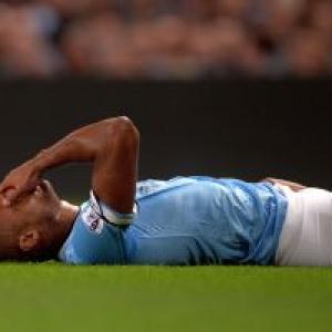 Manchester City captain Kompany out for at least four weeks