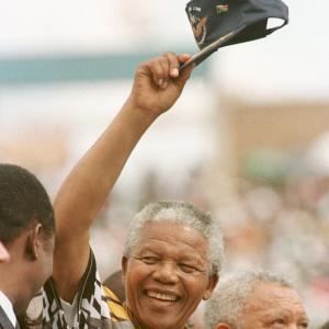 Mandela key to ushering South Africa back to global stage