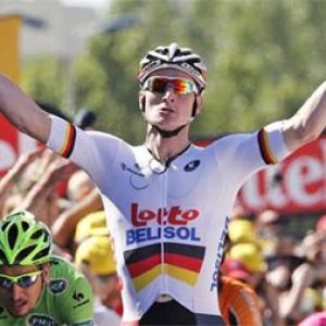 Greipel sprints to Tour stage win, Impey takes yellow