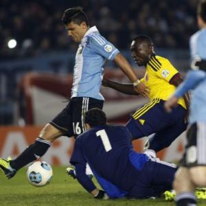 World Cup qualifiers: Argentina held by Colombia, Chile win
