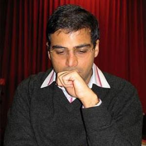 Zurich Chess: Anand in last spot after draw with Gelfand