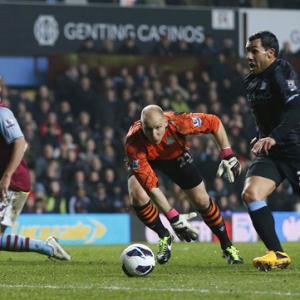 PHOTOS: Tevez earns City victory at Aston Villa