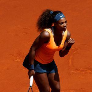 Relaxed Serena through to last eight in Madrid