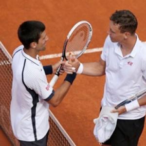 Berdych stuns Djokovic to enter Rome Masters semis