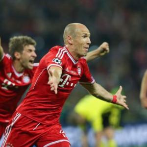 Robben infuriates, bemuses, misses goals and wins match