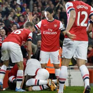 Wenger delights in Arsenal's pedigree as top dogs