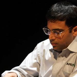 Anand to open with black pieces in World Chess Championship