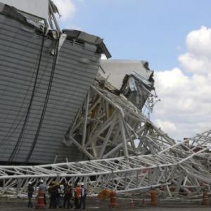 Damaged Brazil stadium may be delayed till Feb: Source
