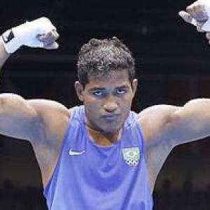 World boxing: Vikash, Sumit, Satish in last eight