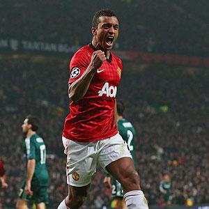 Manchester United's Nani signs new five-year contract