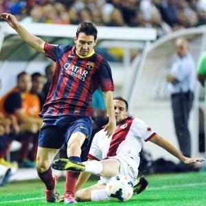 La Liga PHOTOS: Pedro leads Barca past Rayo, Atletico win