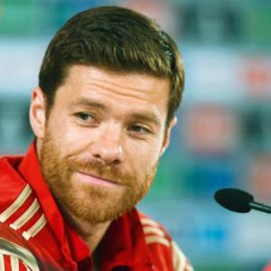Sports Shorts: Bayern Munich set to sign Alonso from Real Madrid