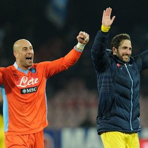 Napoli blitz Roma to reach Italian Cup final
