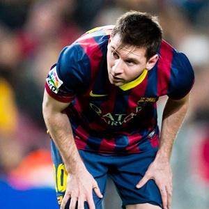 Messi vomiting 'not normal', says Barcelona coach Martino