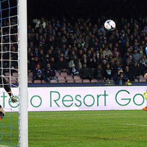 Serie A: Roma lose to Napoli; Juve take 14 point lead