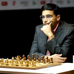 Candidates Chess: Anand enters crucial stage