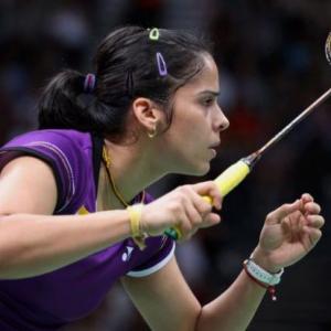 Badminton ace Saina aims to become World No 1