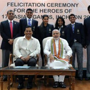 PM hosts Asian Games medallists, lauds their feats