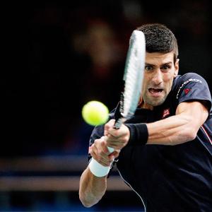 PHOTOS: Djokovic waltzes past Kohlschreiber at Paris Masters