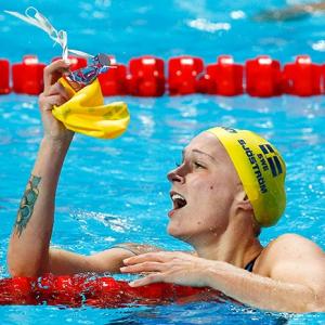 World Swimming: Sjostrom sets 100m butterfly world record