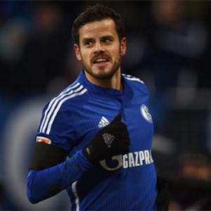 Bundesliga: Schalke leapfrog Gladbach into third with 1-0 win