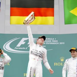 Rosberg gets the jump on Hamilton in Austria