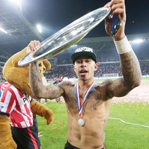 United recruit Depay bids stylish farewell to PSV fans