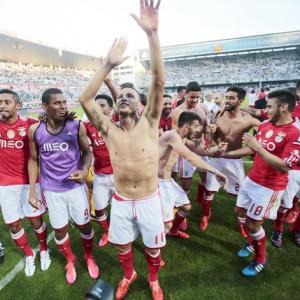 Benfica win Portuguese league