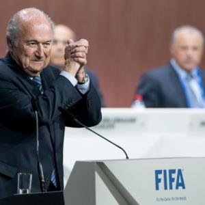 Blatter wins fifth FIFA term as challenger concedes
