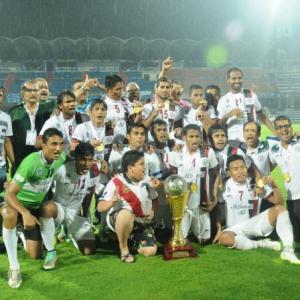 'The president and his entourage should play the I-League now'