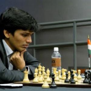World Chess Cup: Mixed day for Indians as Harikrishna, Sethuraman win