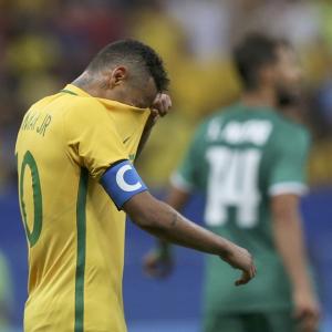 Furious fans turn on Brazil after second humiliating draw