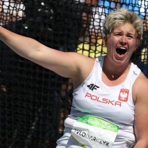 Poland's Wlodarczyk sets women's hammer world record