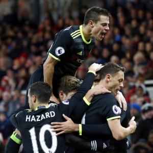 High-flying Chelsea face tough test at Man City