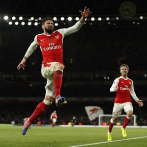 Arsenal's go-to guy, Giroud reminds Wenger of his worth