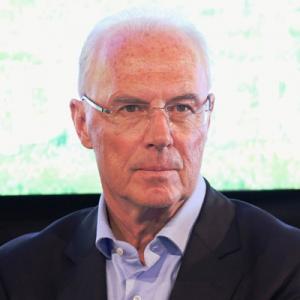 Franz Beckenbauer fined, warned by FIFA ethics committee