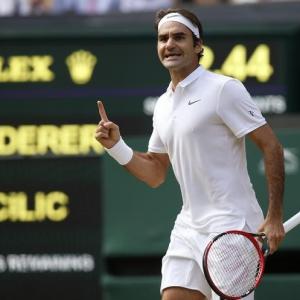 Wimbledon: Federer stages epic fightback to beat Cilic