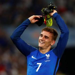 Euro 2016: Griezmaan fires France past Germany to take on Portugal in final
