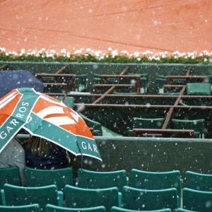 Wet Roland Garros will suit underdogs, expect new champion at French Open