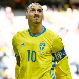 Why Sweden's Ibrahimovic has asked his team-mates to sit back...