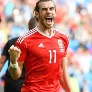 Should Wales use Bale as a striker against England?