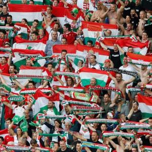 Euro 2016: Hungary celebrate first return since 1972 in style