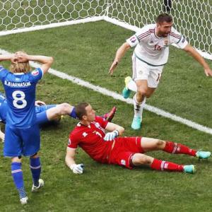 Euro 2016: Late own goal gives Hungary 1-1 draw with Iceland