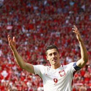 Euro 2016: Lewandowski takes on less glamorous role for Poland