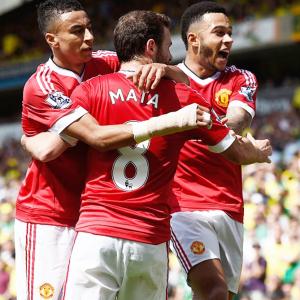 EPL PIX: Man Utd win; Sunderland boost survival hopesrwich to the brink of relegation