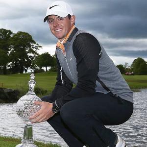 Irish Open: McIlroy holds off Knox to win