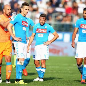 Serie A: Napoli lose unbeaten record, Higuain gets brace for Juve