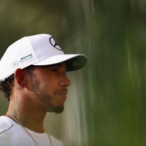 'Disappointed' Hamilton apologises to Mercedes for Bahrain GP penalty
