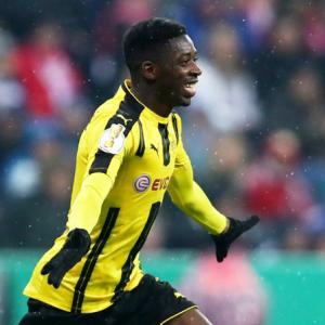 Barcelona agree deal to sign Dembele from Dortmund
