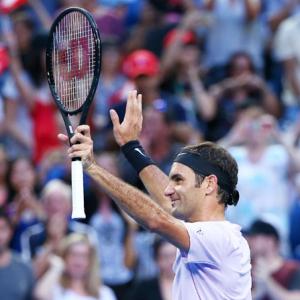 Hopman Cup: Sharp Federer gives Switzerland winning start
